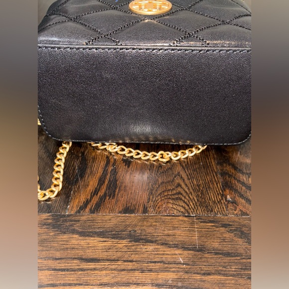 Tory Burch Willa Mini Vanity Bag Quilted Crossbody Shoulder Black Leather NWT - Picture 7 of 15